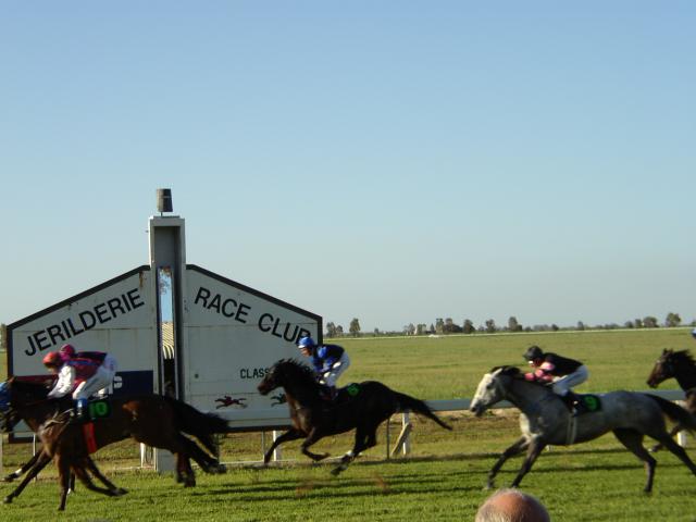 Jerilderie Race Cup