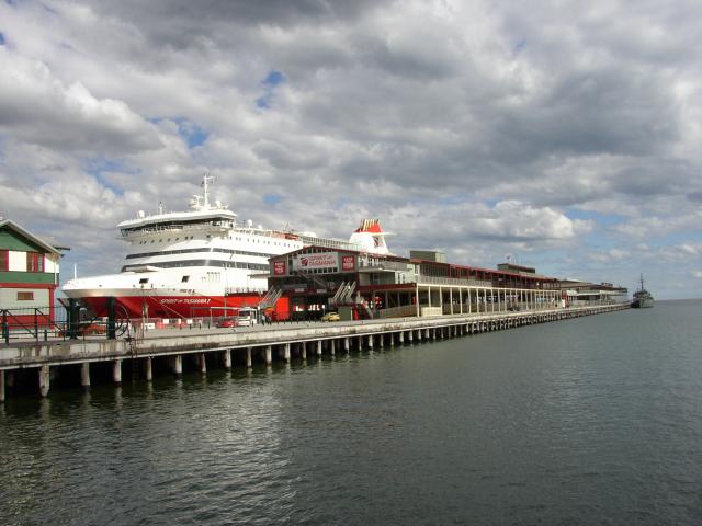 Station Pier