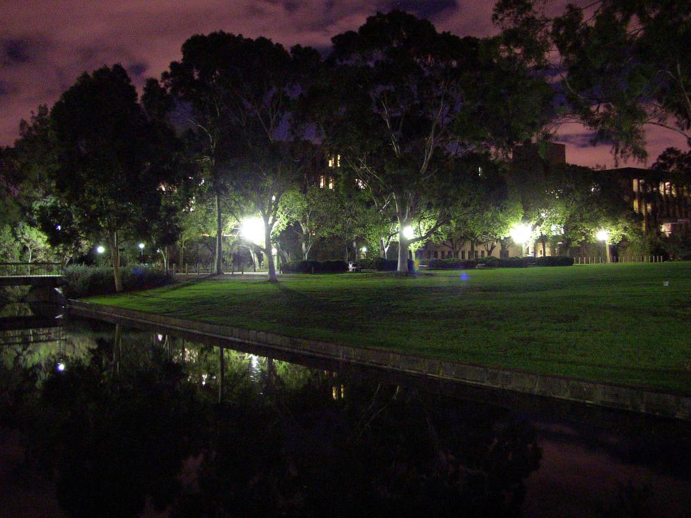 At night at the Uni